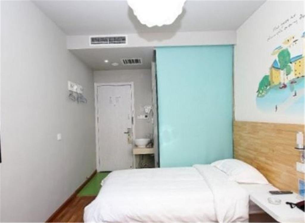 Циндао: City 118 Hotel Qingdao Taidong Tiyu Street