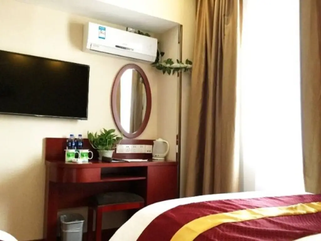 Тяньцзинь: Greentree Inn Tianjin Wuqing District WangqingTuo Town Time Plaza Express Hotel