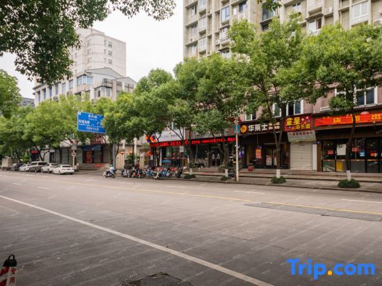 Вэньчжоу: Super 8 Hotel Wenzhou Yongjia County Qianxi Road