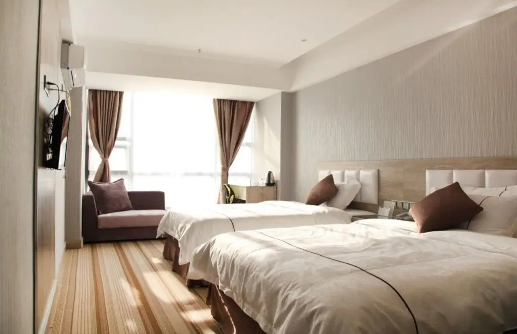 Ухань: Leisure Hotel