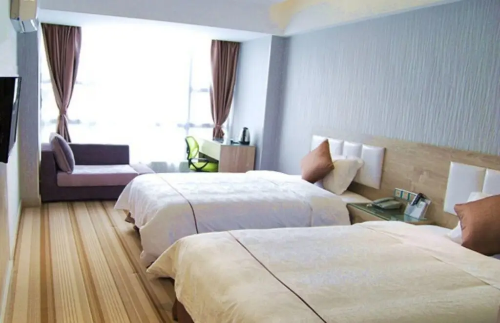 Ухань: Leisure Hotel