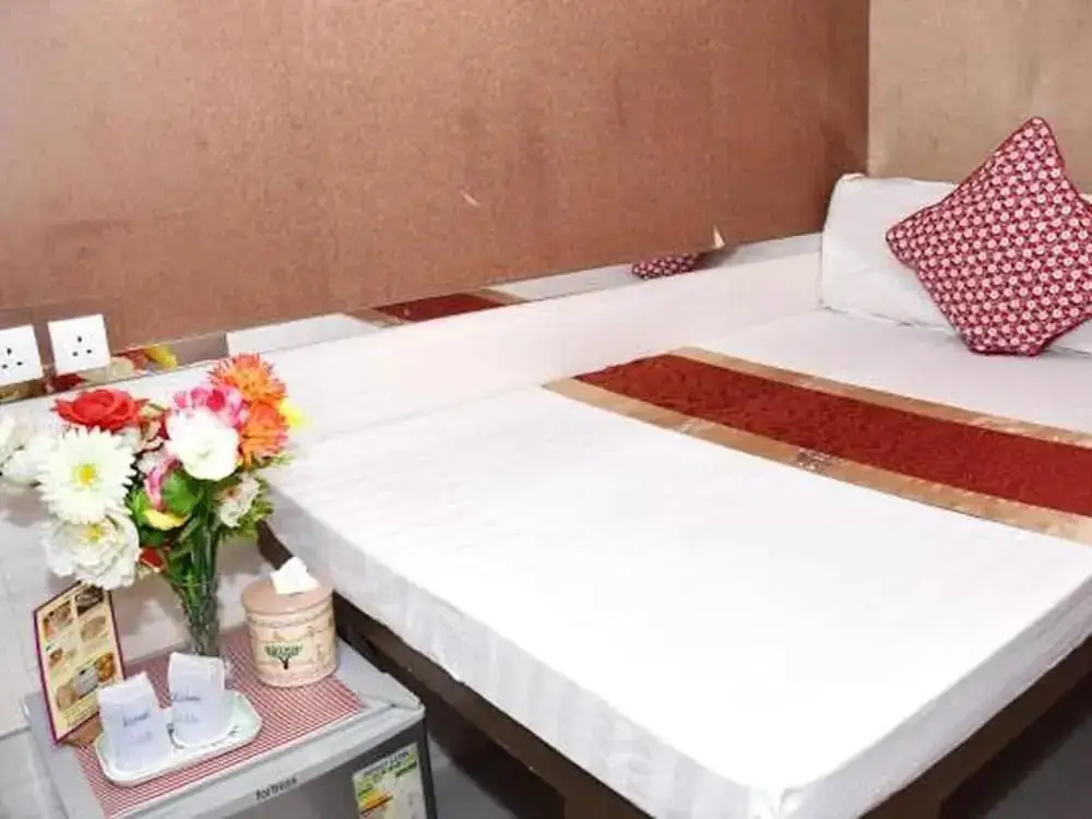 Гонконг: Room in Guest Room - Standard Double Room