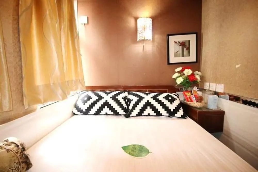 Гонконг: Standard Single Room