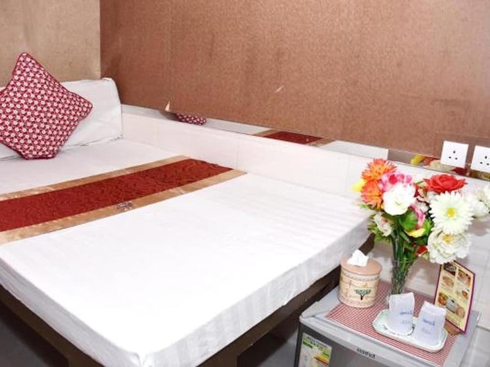 Гонконг: Standard Double Room