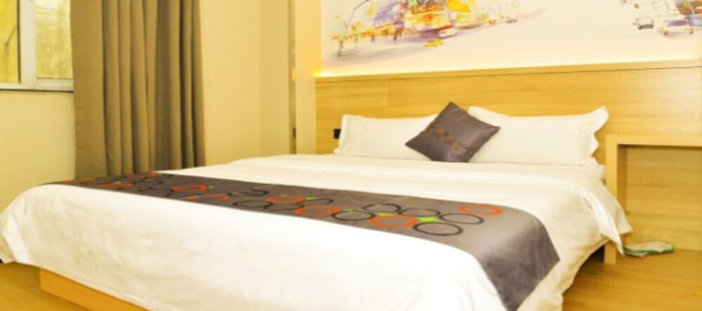 Гуанчжоу: Yimi Hotel Jiangwan Tuanyida Square