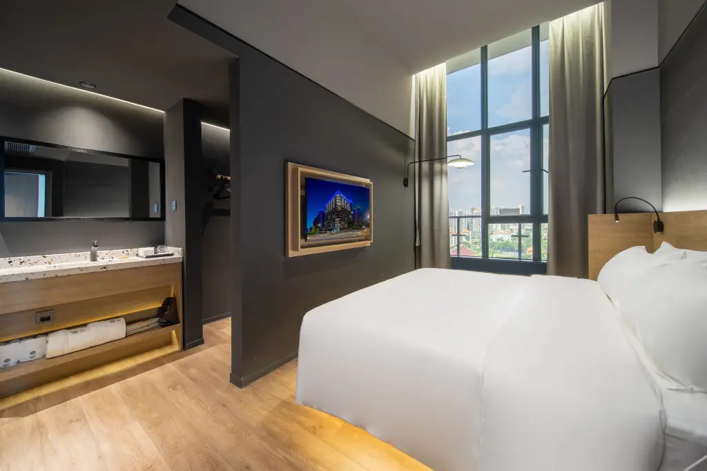 Джиангме: Jiangmen Opus Hotel