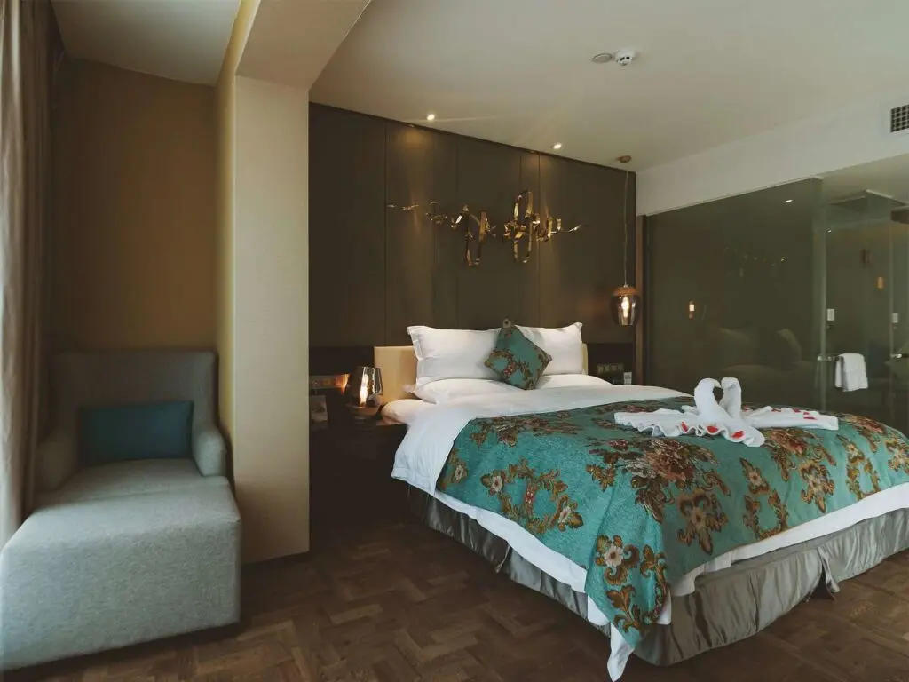 Гуйян: Tulip Inn Huaxi Hotel - Guiyang