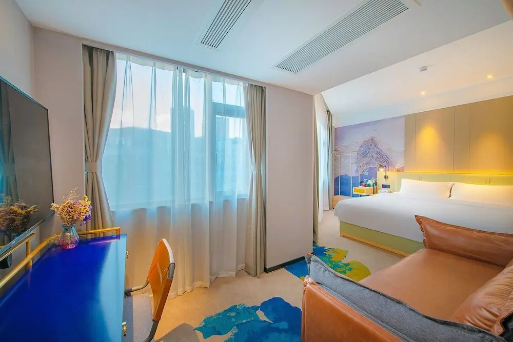 Шэньчжэнь: Shenzhen East Railway And Buji Subway Station Ranch Hotel