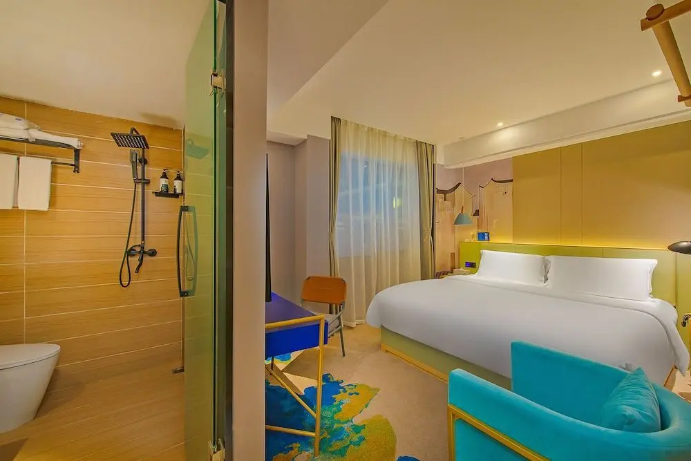 Шэньчжэнь: Shenzhen East Railway And Buji Subway Station Ranch Hotel