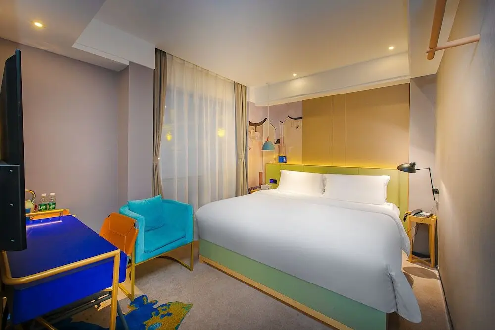 Шэньчжэнь: Shenzhen East Railway And Buji Subway Station Ranch Hotel