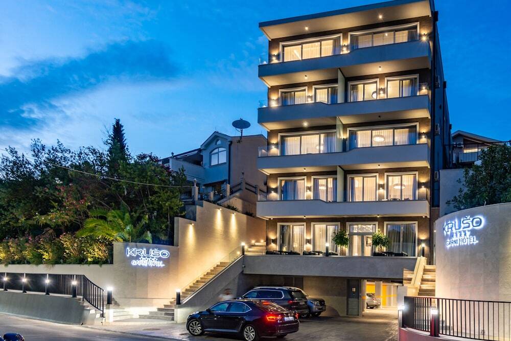 Херцег-Нови: Hotel Krušo