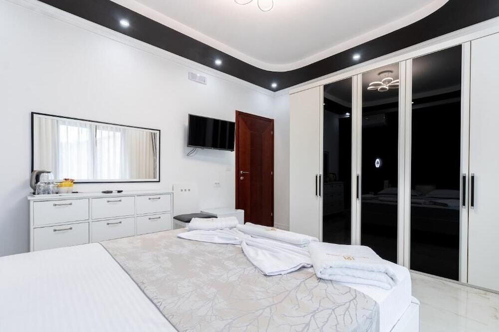 Ульцинь: Apart Hotel President