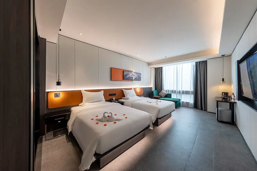 Гуанчжоу: Kardon Hotel.Stars