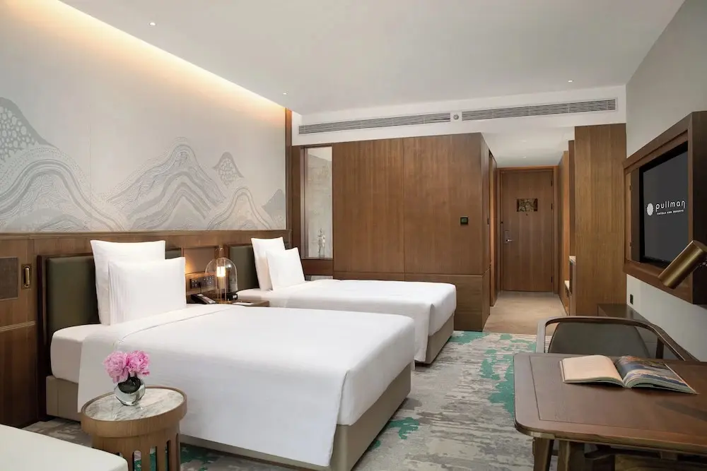 Юйси: Pullman Yuxi Falcon