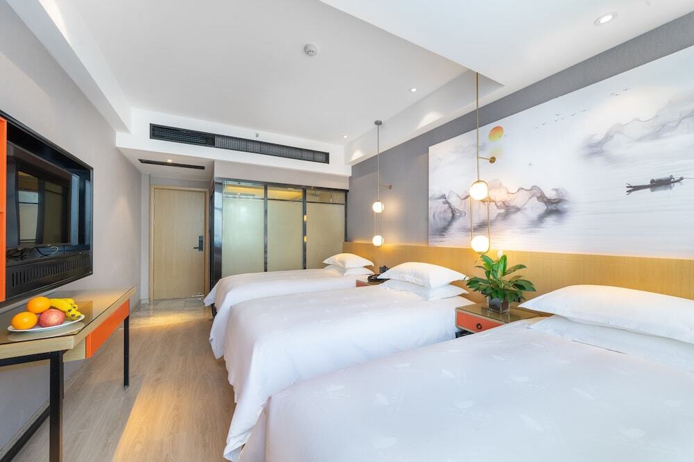 Иу: yì wū shì bó yì měi jū hotel
