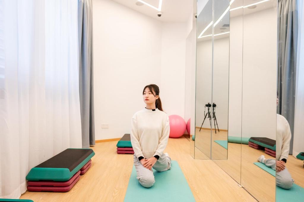 carousel image 2