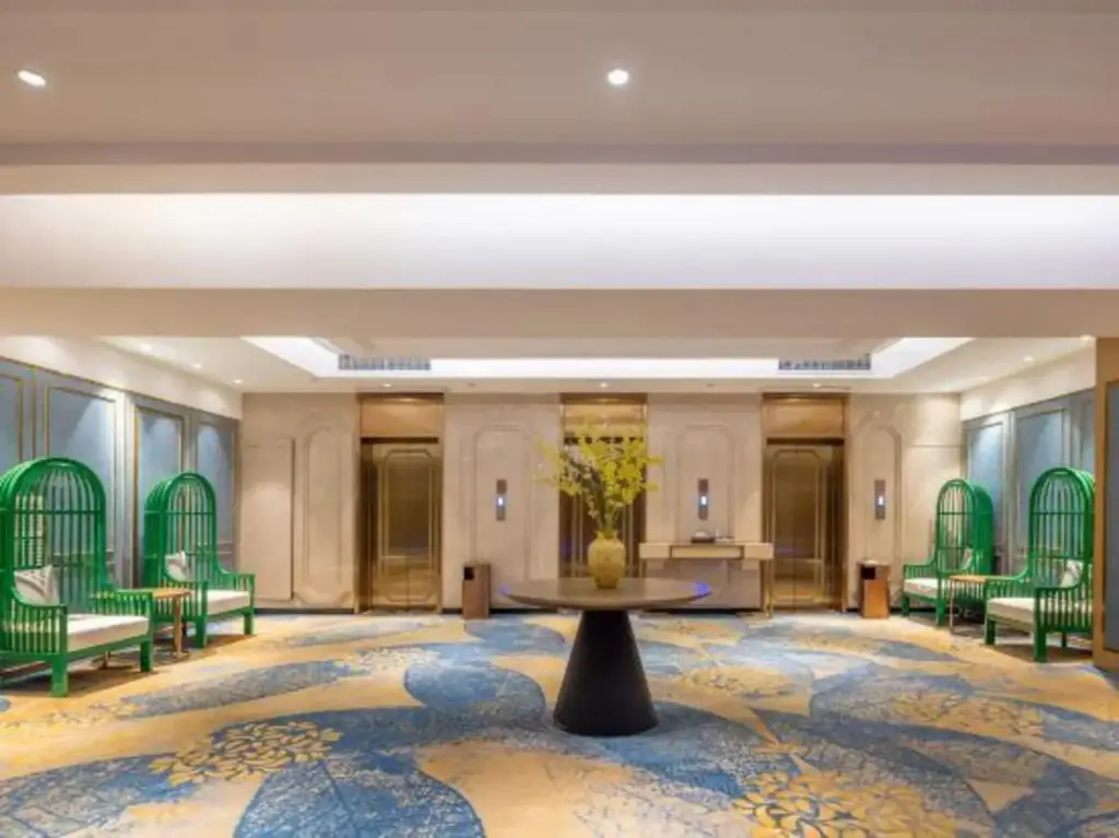 Цзуньи: Guihuashan Hotel