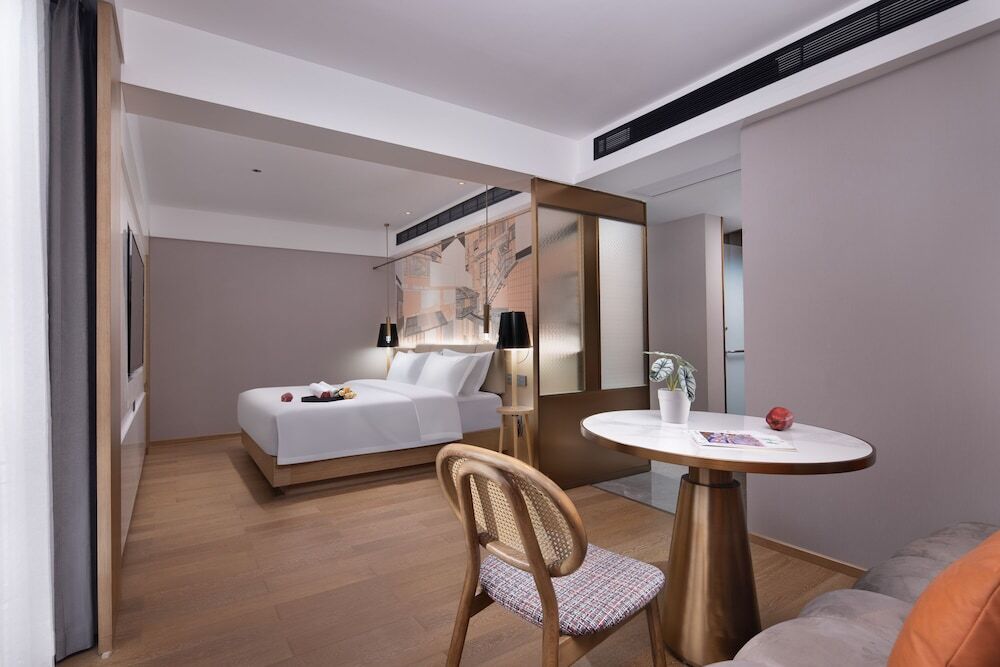Чанша: From.K Hotel Changsha Wuyi Square IFS