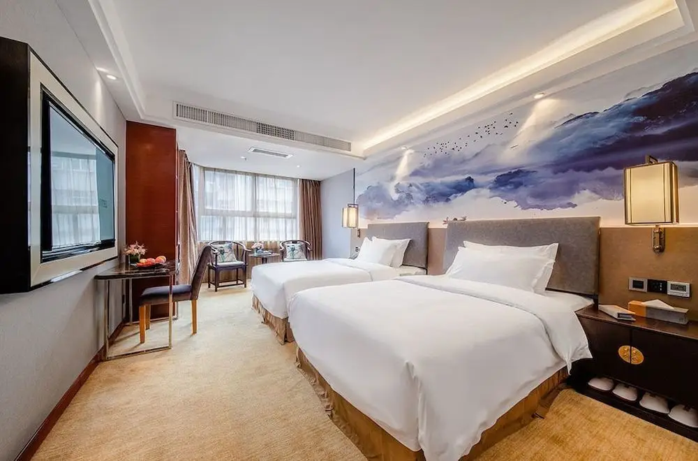 Шэньчжэнь: The Ritz East Valley Hotel