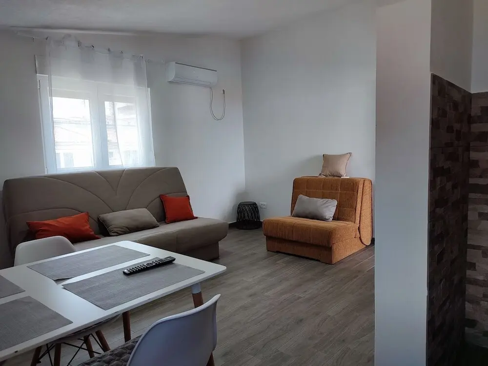 Добро Вода: Sayohat Apartments