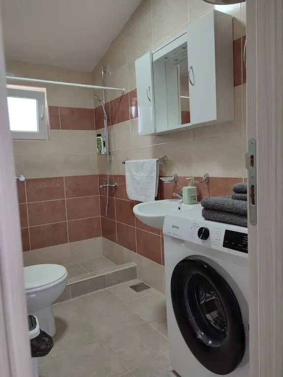 Добро Вода: Sayohat Apartments