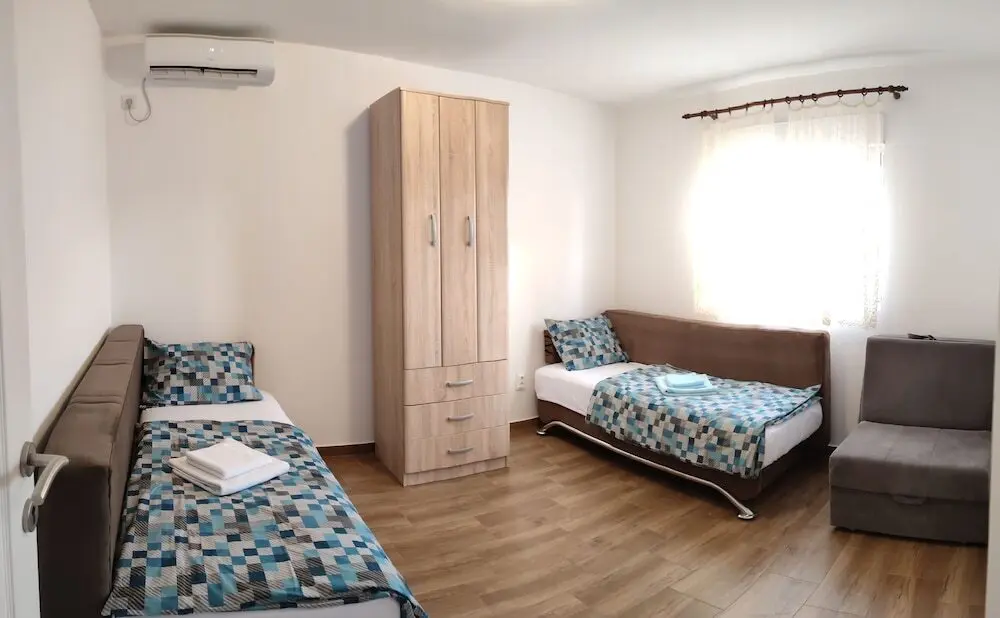 Добро Вода: Sayohat Apartments