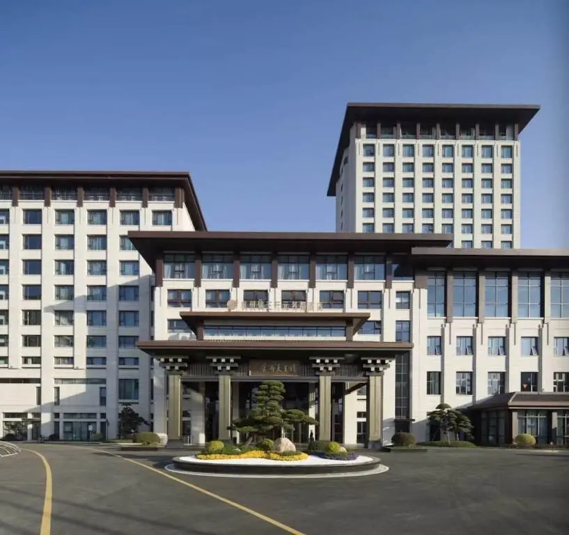 Grand New Century Hotel Linan Hangzhou — фото 1