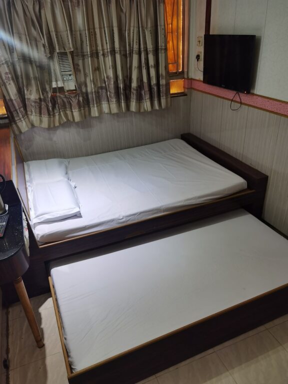 Коулун: spanish hostel