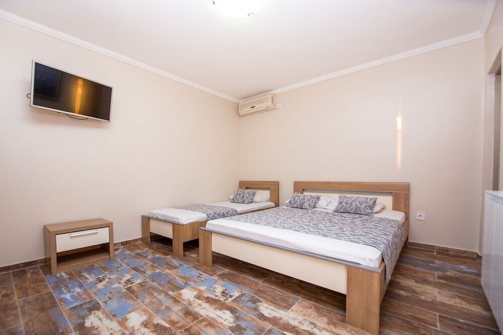 Будва: ACIKA apartments Rafailovici