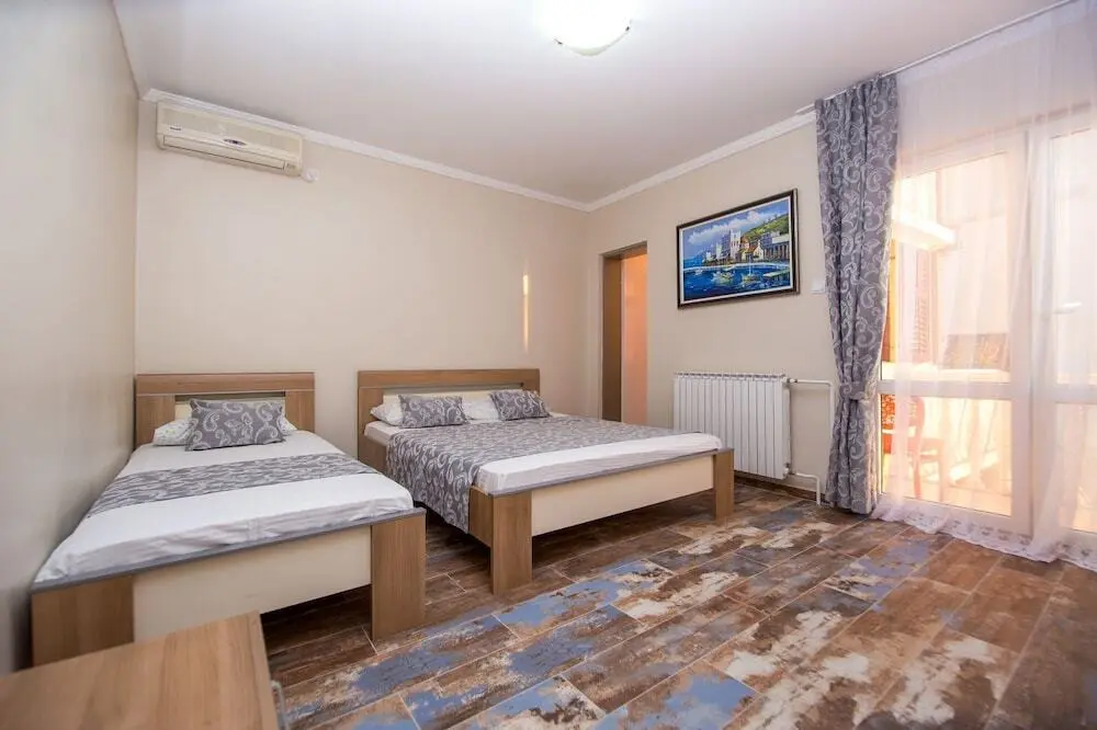 Будва: ACIKA apartments Rafailovici