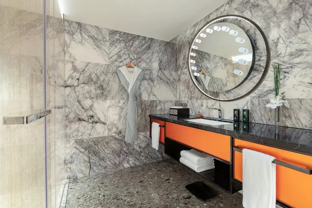 Гуанчжоу: Hotel Indigo Guangzhou Haixinsha, an IHG Hotel