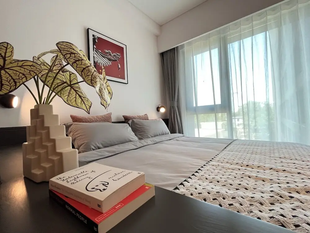 Пекин: base-Wangfujing Serviced Apartment