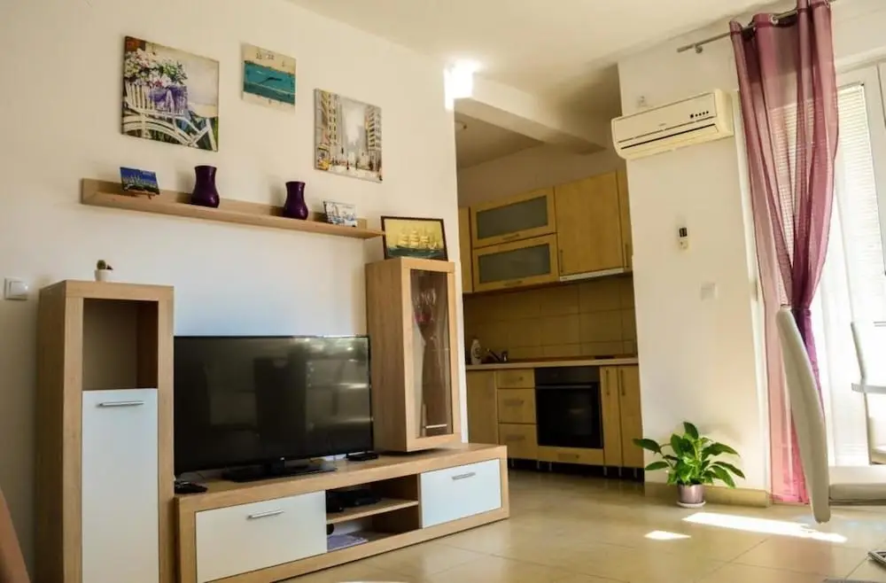 Comfortable Flat in Zelenika Montenegro — фото 1
