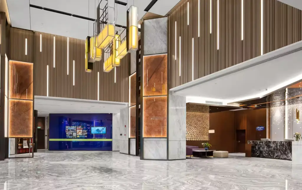 Шэньчжэнь: Hampton by Hilton Shenzhen Longhua Qinghu