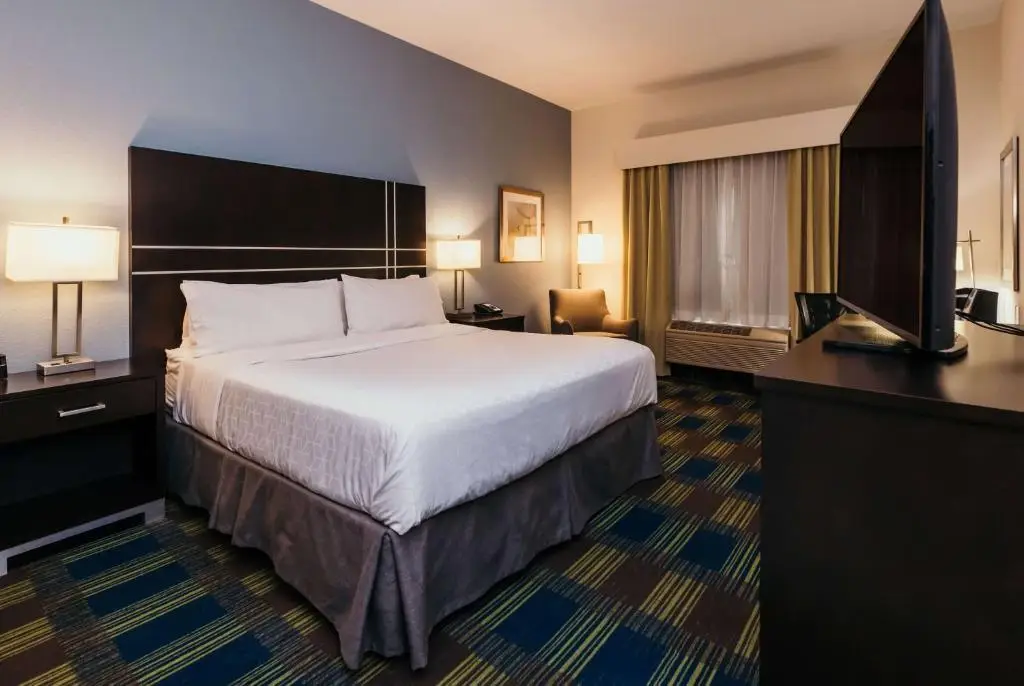 Хецзе: Howard Johnson by Wyndham Bole Plaza Chengwu