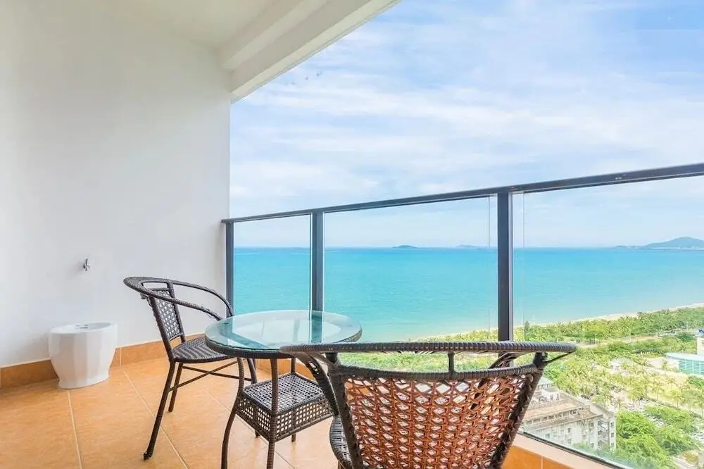 Санья: Sanya Sea View Holiday Apartment