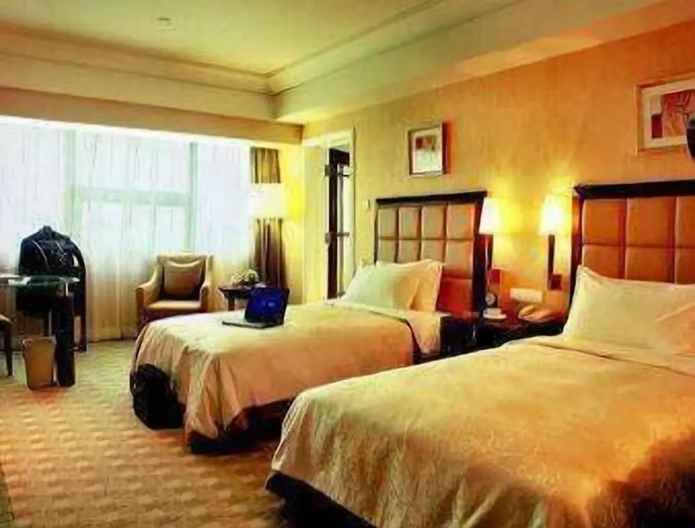 Ухань: Ramada Plaza Optics Valley Hotel
