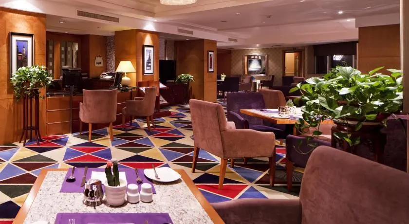 Ухань: Ramada Plaza Optics Valley Hotel