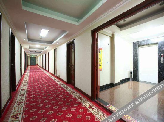 Чэндэ: Hanting Youjia Hotel (Chengde Mountain Resort)