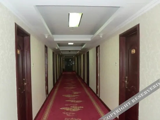 Чэндэ: Hanting Youjia Hotel (Chengde Mountain Resort)