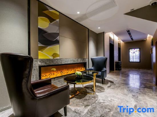 Шанхай: Home Inn Selected (Shanghai Tangqiao Center)