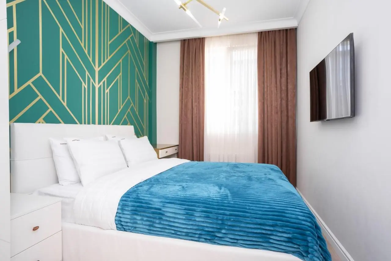Адлер: Art Lite One RED APARTMENTS