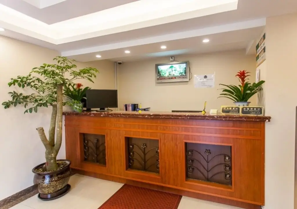 Шанхай: GreenTree Inn Shanghai Hongqiao International Airport Songhong Road Express Hotel