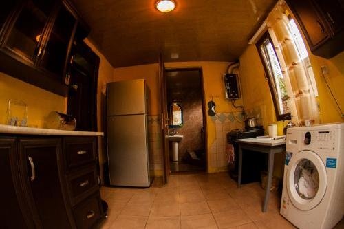 Кобулети: Hostel More