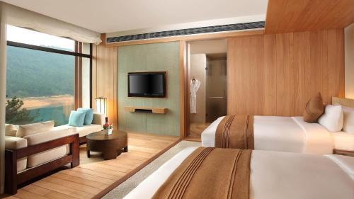 Ханчжоу: Intercontinental OneThousand Island Lake Resort