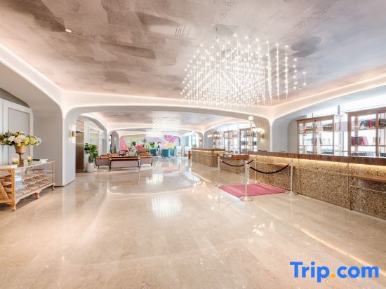 Урумчи: Mercure Urumqi Doowin Wanda Plaza