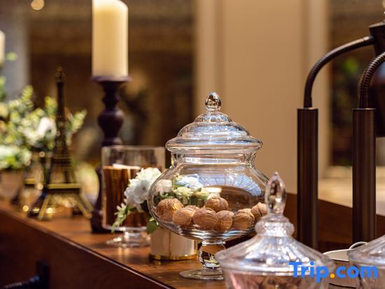 Урумчи: Mercure Urumqi Doowin Wanda Plaza