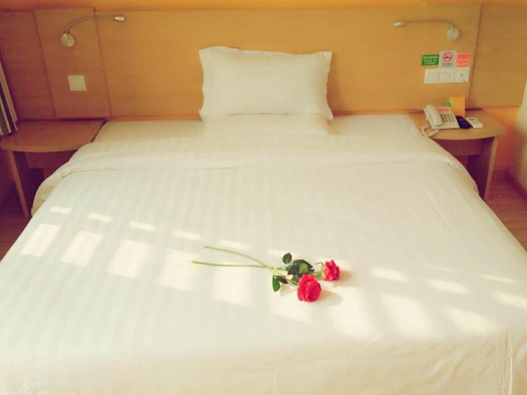 Ханчжоу: 7Days Inn Hangzhou Xiaoshan People`s Square Metro Station