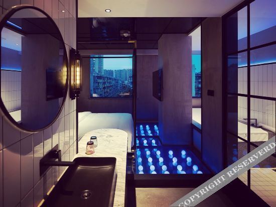 Чэнду: S Feel Designer Hotel (Chengdou Sichuan University)