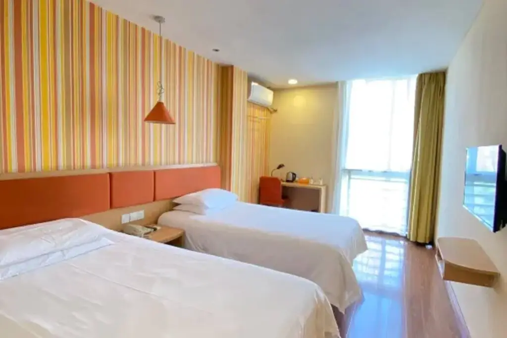 Сучжоу: Home Inn (Suzhou Jinhai Avenue South International Garden store)